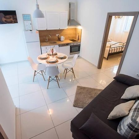 Apartman M&S 1 Kali, Otok Ugljan Apartment Екстериор снимка