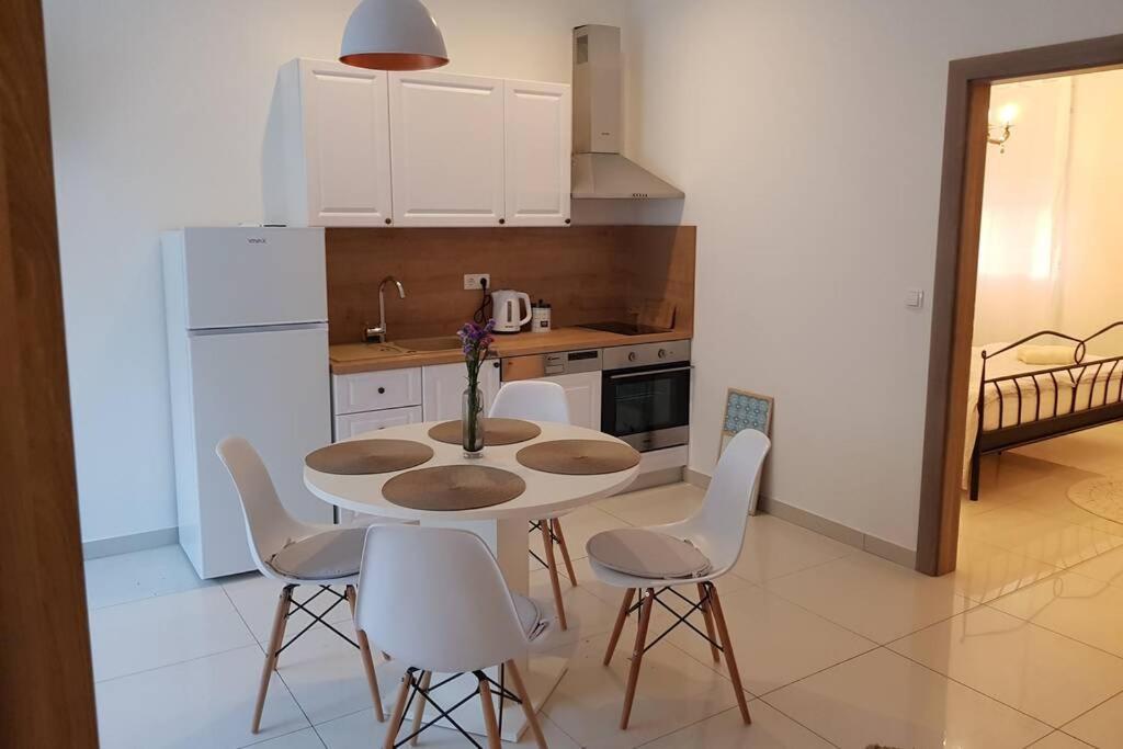 Apartman M&S 1 Kali, Otok Ugljan Apartment Екстериор снимка